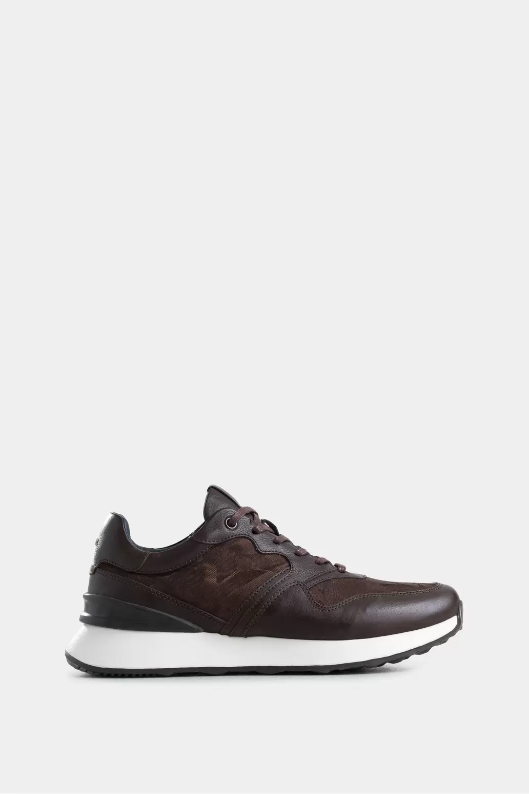 Tenis Garda de cuero para hombre detalles jacquar