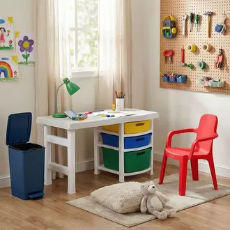 Combo Estudio Infantil, 1 Escritorio, 1 Silla, 1 Basurero Pedal Niños