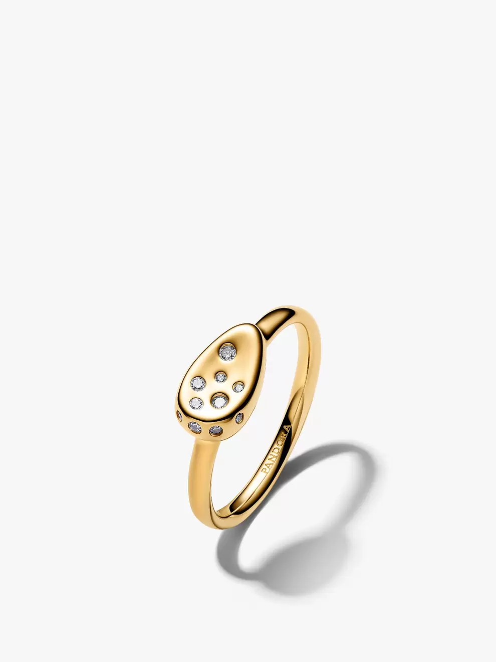 Anillo Sello Ovalado Mediano Engastado con Piedras