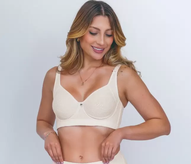 Brasier Clásico para Mujer con Aro en Blonda y Lycra Pesada | Sin Realce