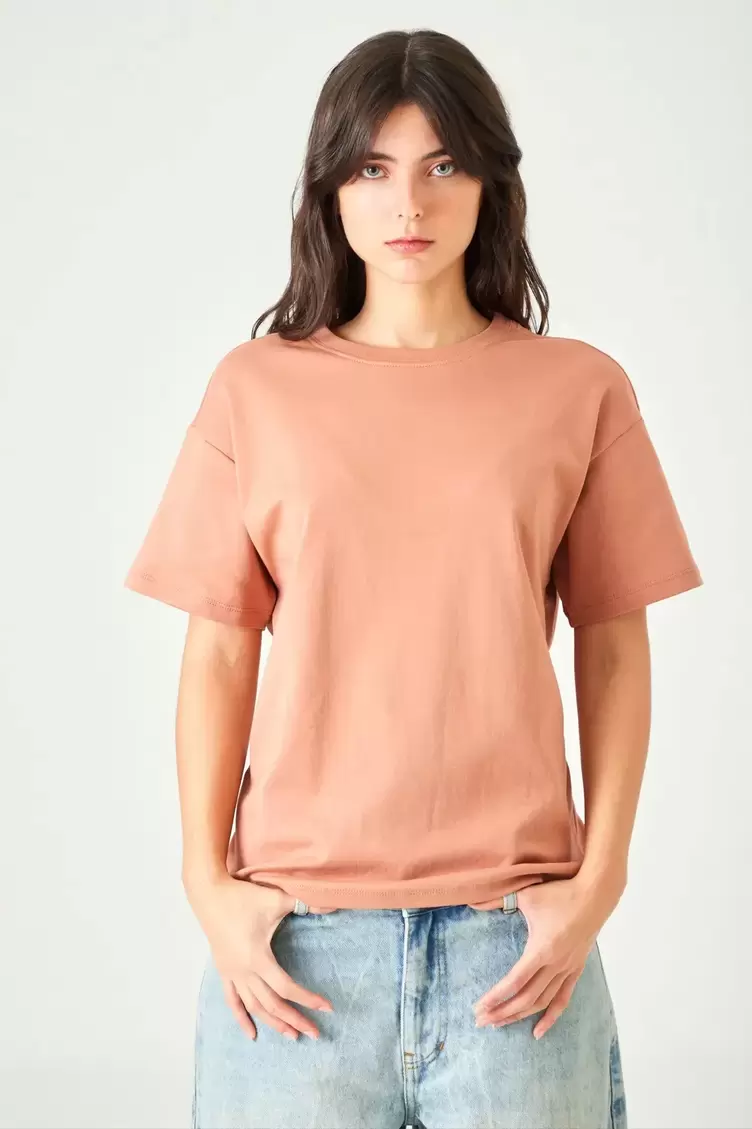 Camiseta relaxed fit manga corta en terracota para mujer