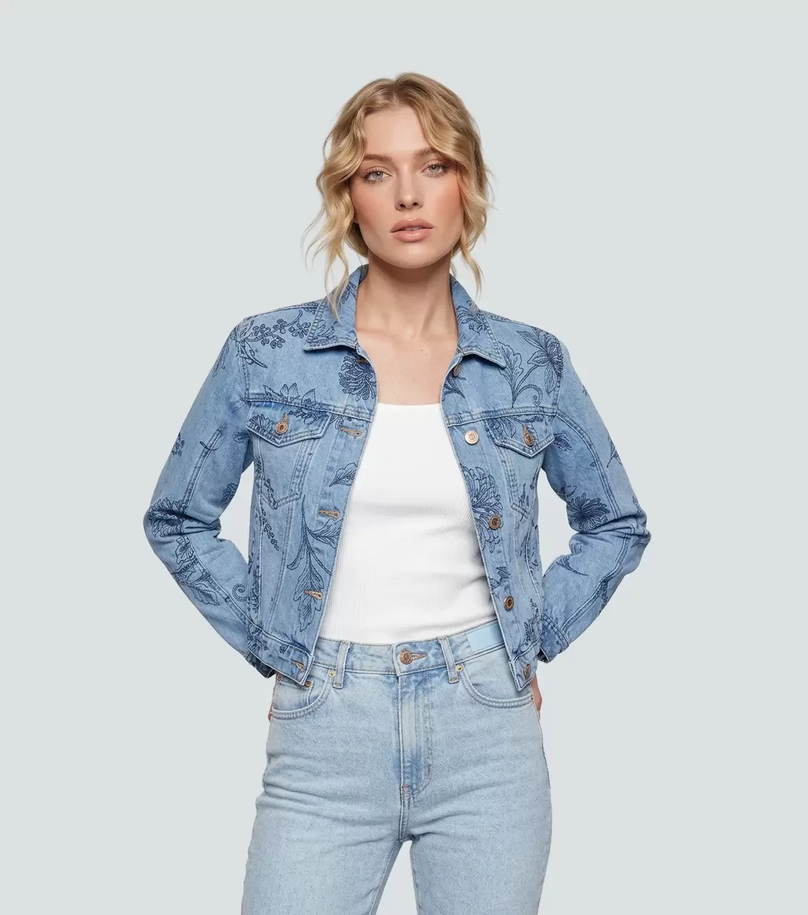 Chaqueta En Indigo Para Mujer Con Bordado Whitney Derek