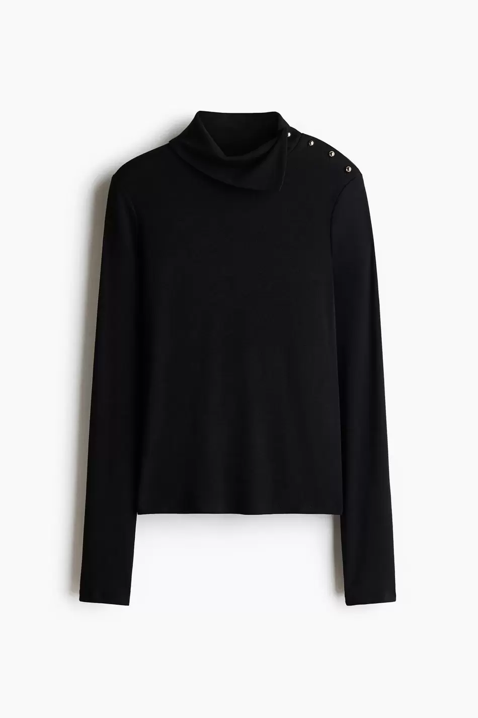 Blusa de cuello alto con botones decorativos