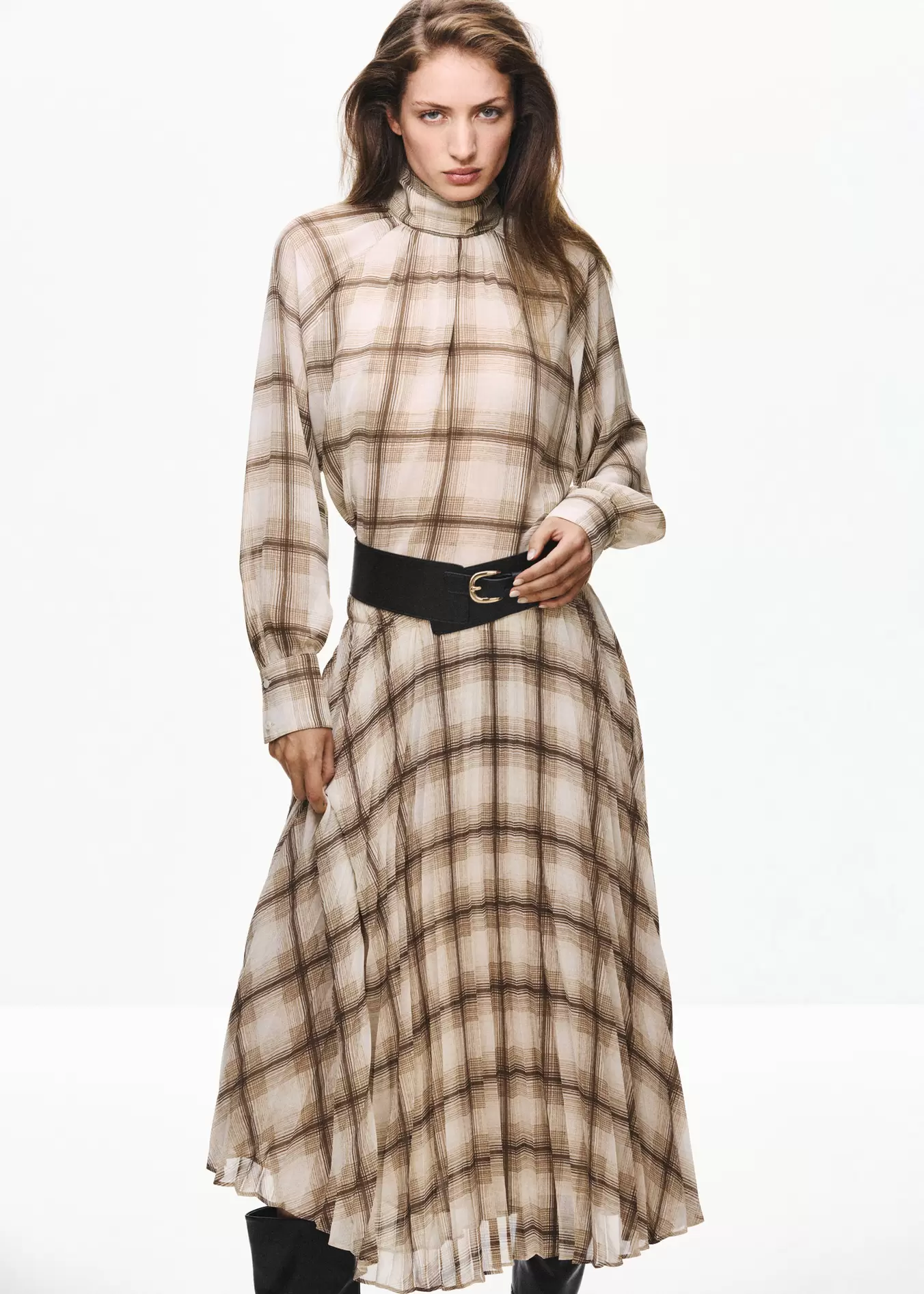 Checked pleated skirt