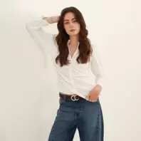 Blusa con recogido cuello en v manga 3/4