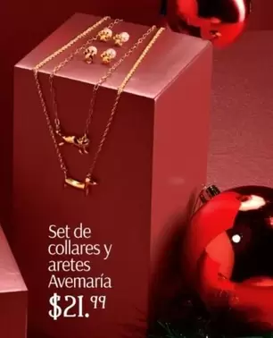 Set de collares y aretes