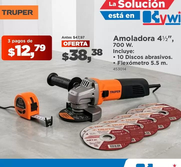 Amoladora 4½" 700 W (includes 10 Discos abrasivos, Flexómetro 5.5 m) 453014