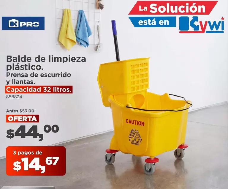 Balde de limpieza plástico.
