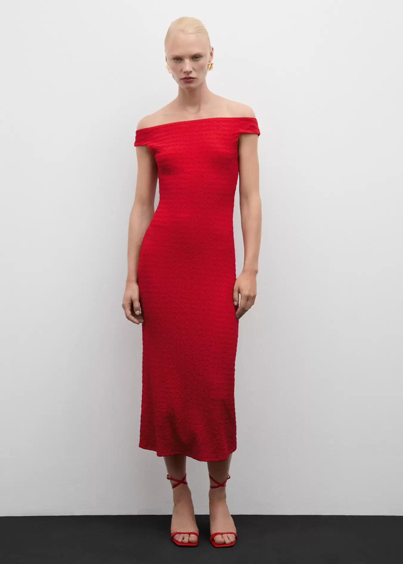 Vestido largo hombros descubiertos
