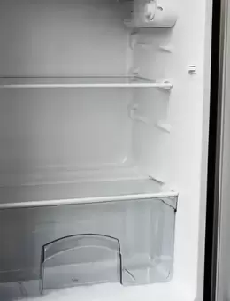 Minibar Irazzu 93 Lt Negro | Innova