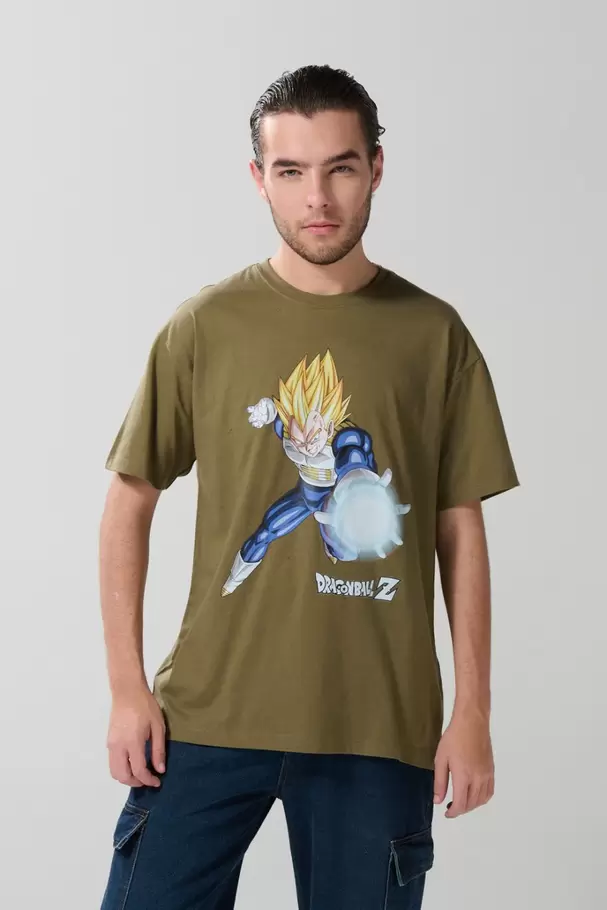 Camiseta cuello redondo verde con diseño de Dragon Ball Z