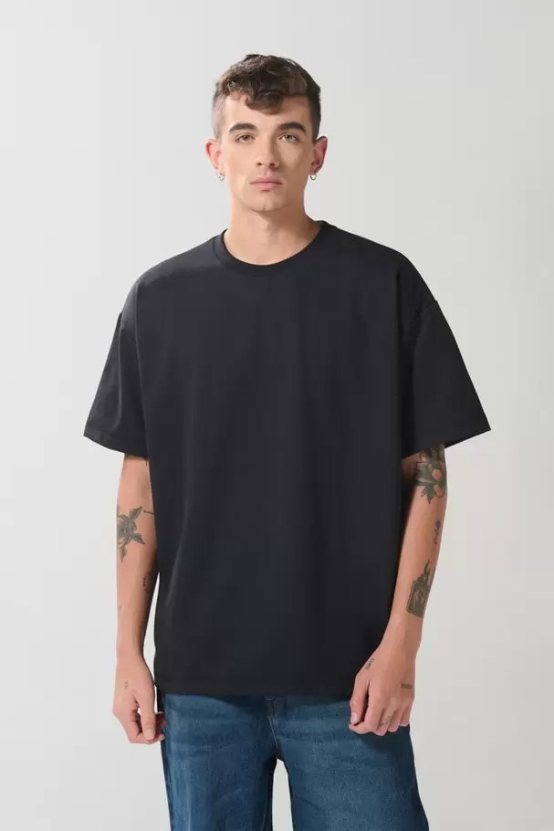 Camiseta unicolor oversize manga corta en tela gruesa