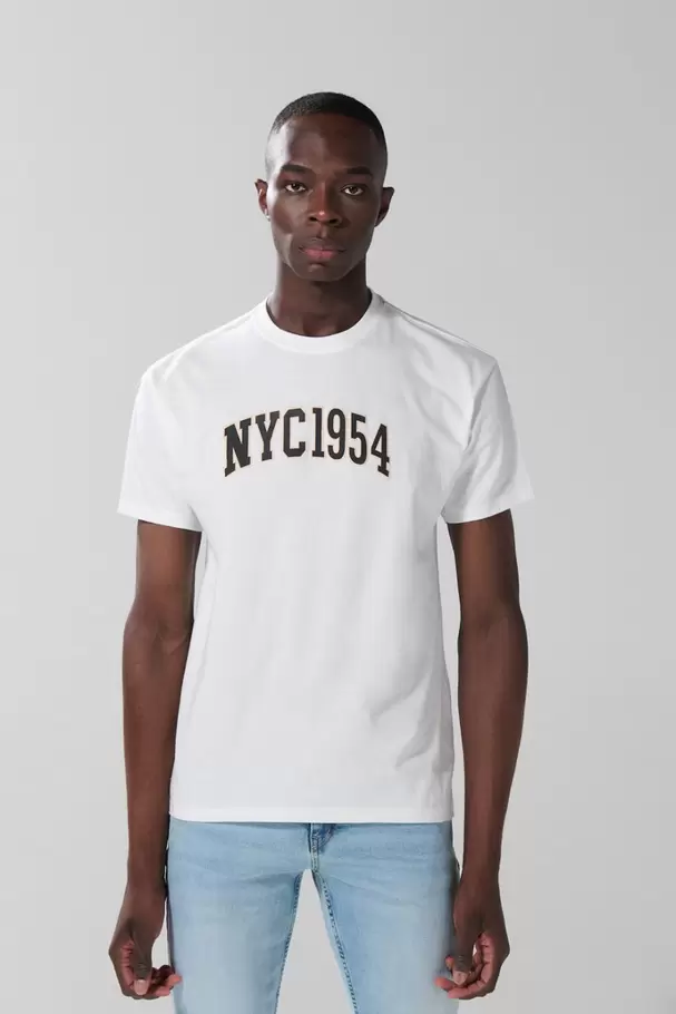 Camiseta crema clara en algodón manga corta college