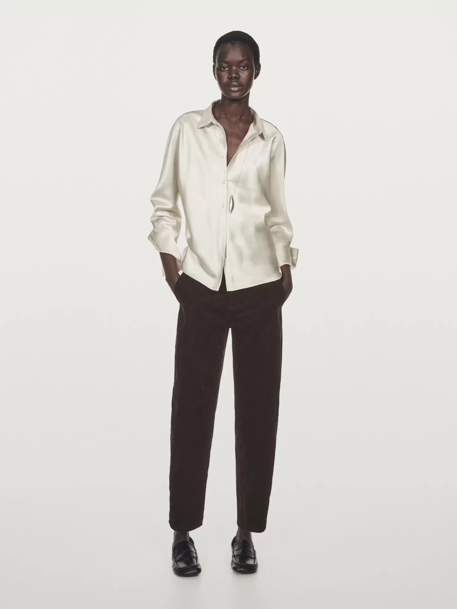 Camisa satinada manga murciélago