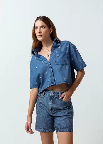 Camisa manga corta con bordados de palmeras