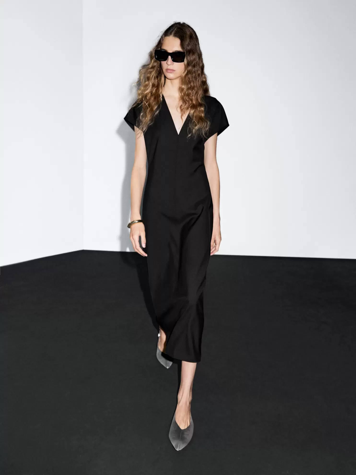 Vestido largo cuello pico con lana