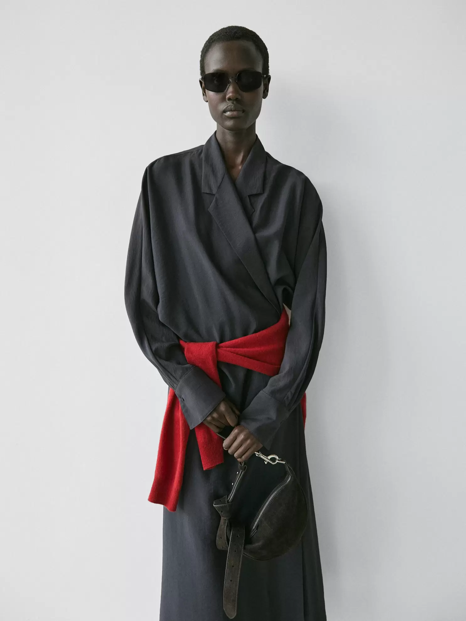 Vestido midi detalle drapeado