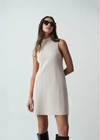 Vestido corto manga sisa