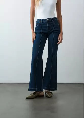 Jean Flare tiro medio