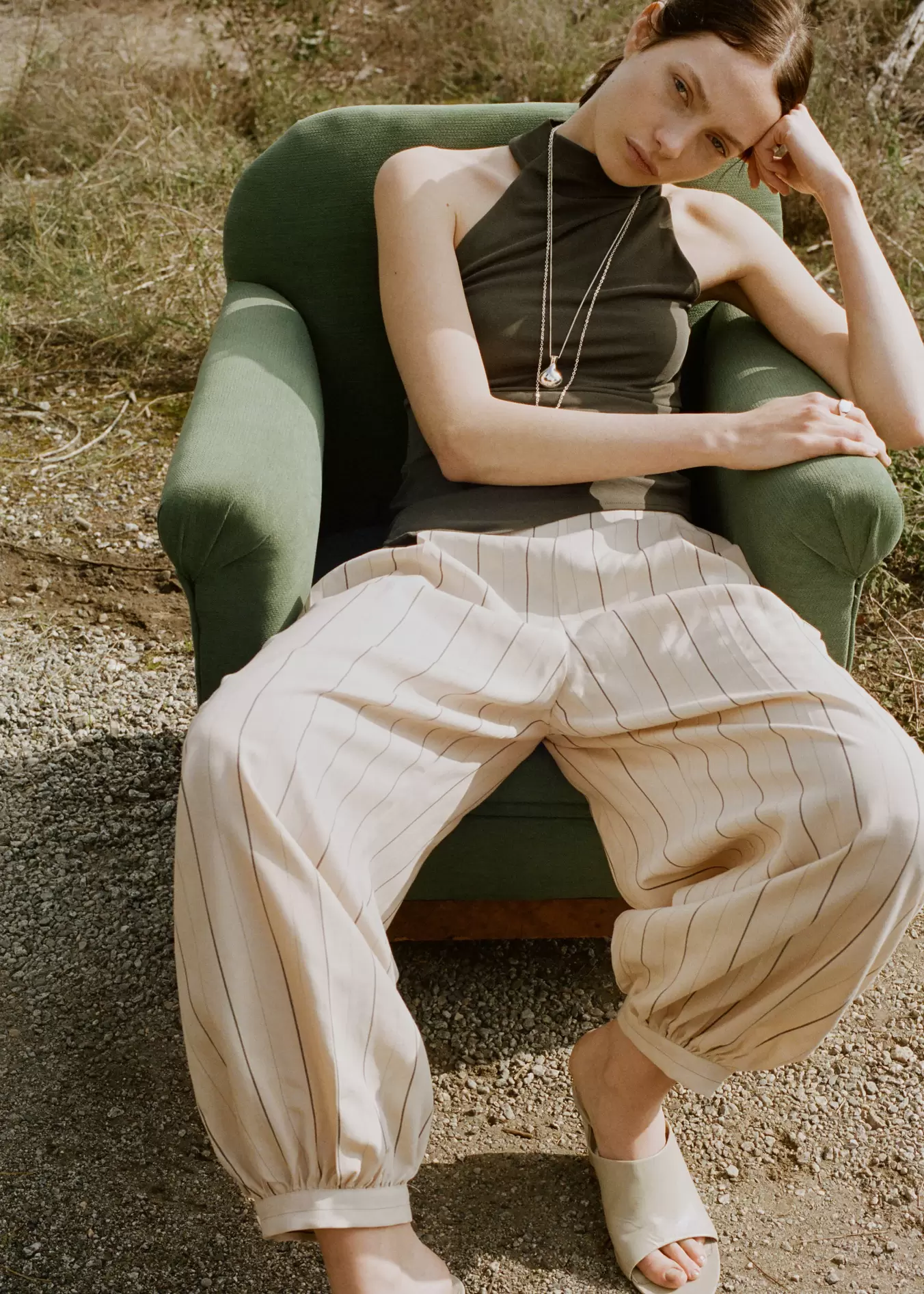 Top asimétrico fruncido