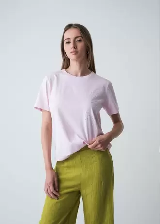 Camiseta manga corta con estampado en frente