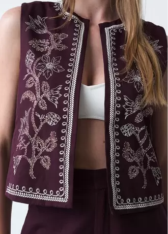 Chaleco con estampado en frente