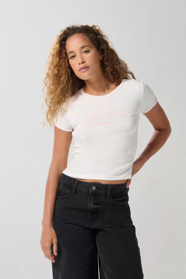 Camiseta unicolor manga corta con diseño de peces