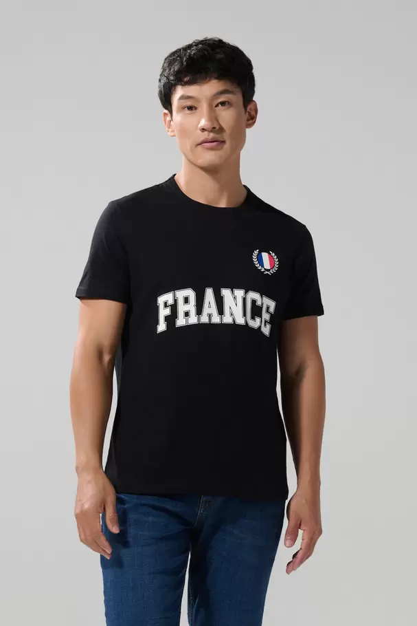 Camiseta en algodón ajustada negra con manga corta