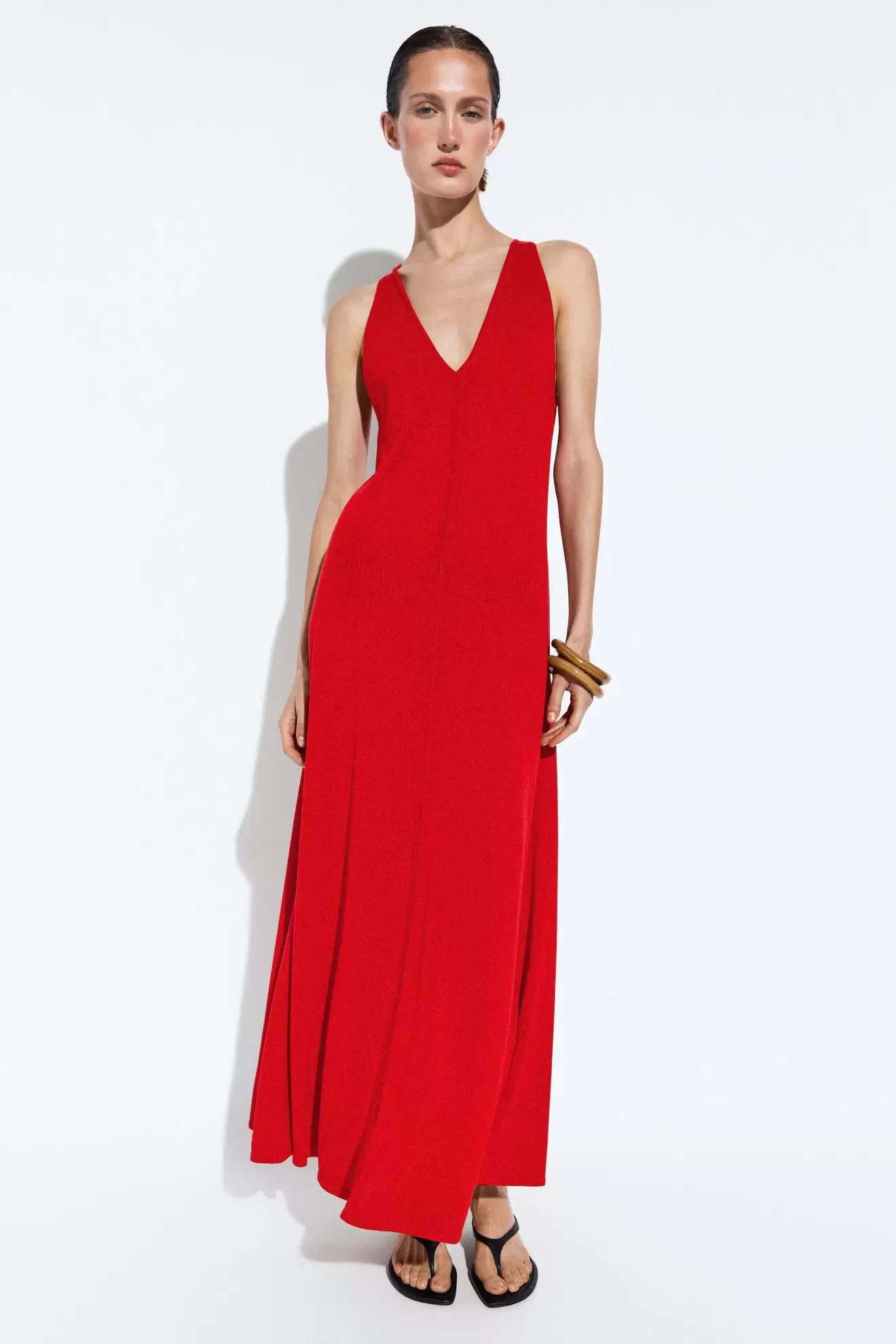 Vestido punto midi escote pico