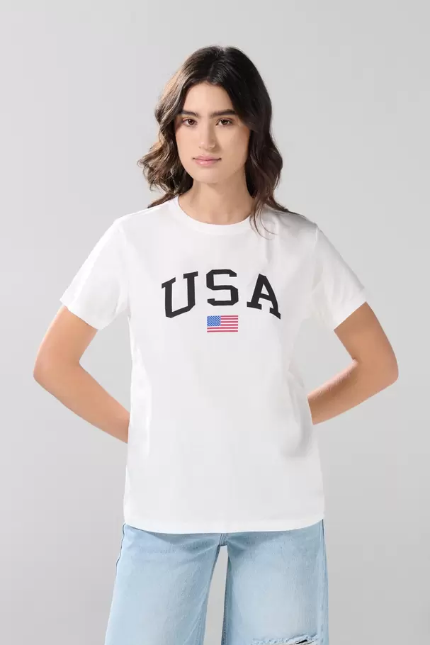 Camiseta cuello redondo crema con arte college de USA