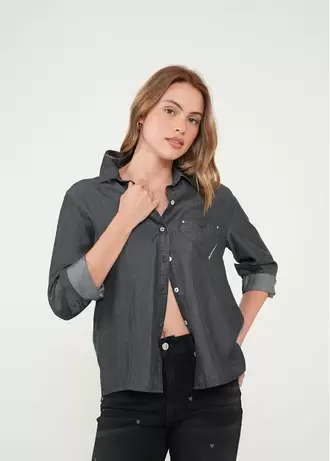 Camisa clásica con corazón