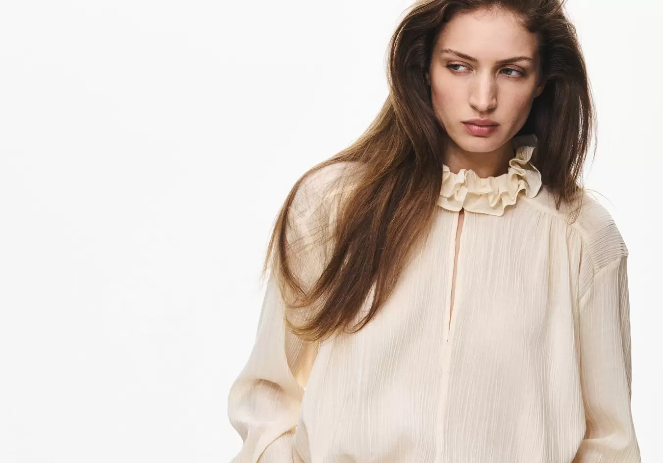 Blusa fluida volante