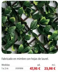 Fabricado En Mimbre Con Hojas De Laurel