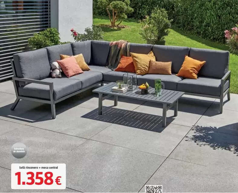 Sofa Rinconero + Mesa Central