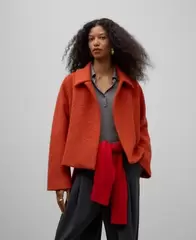 Chaqueta corta textura mujer