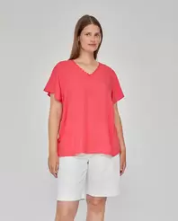 BLUSA ESCOTE PICO CON MANGA CAPEADA ROSA