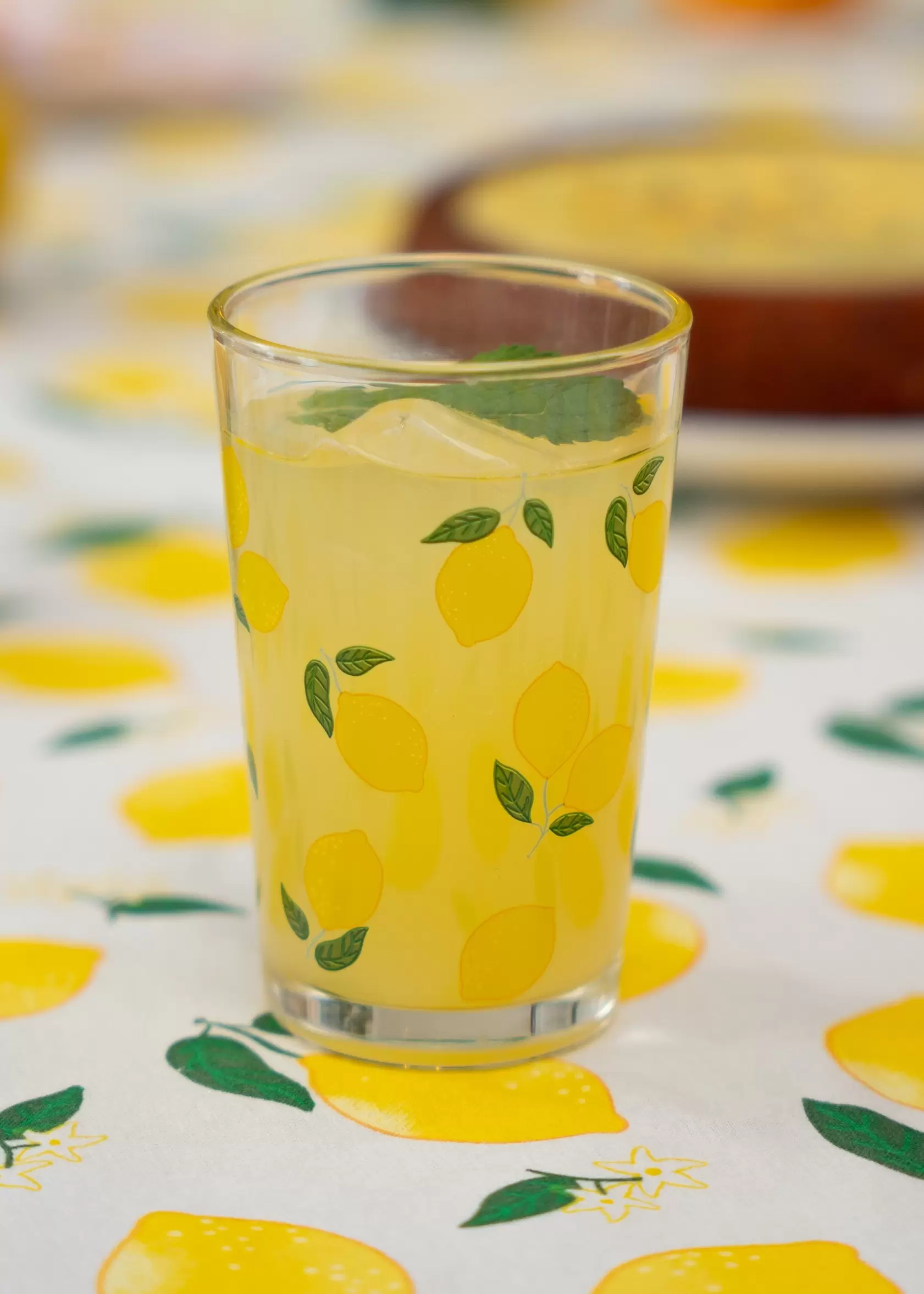 Vaso para beber limón. 220 ml