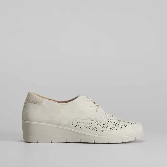 Zapato blucher picados COMFEET