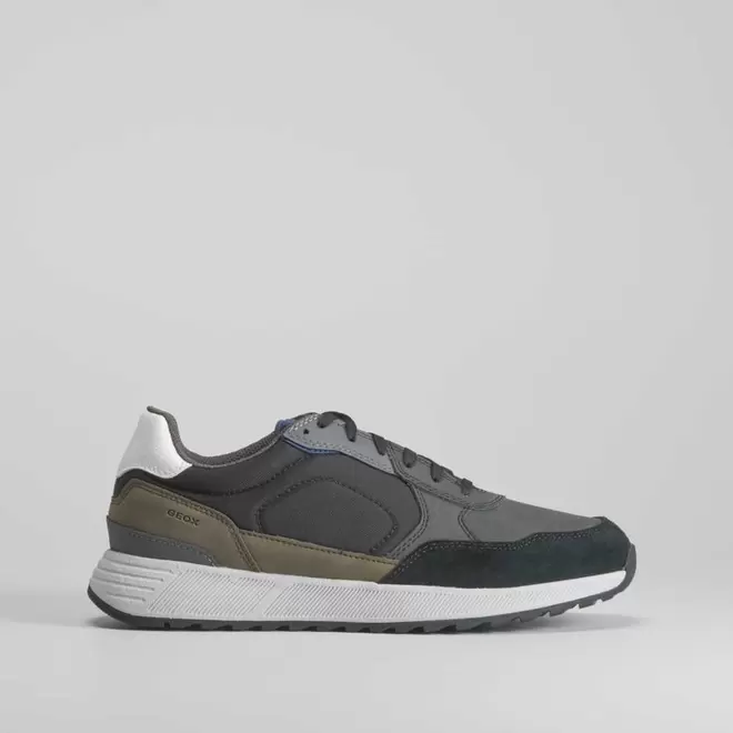Zapatilla deportiva Molveno negra GEOX