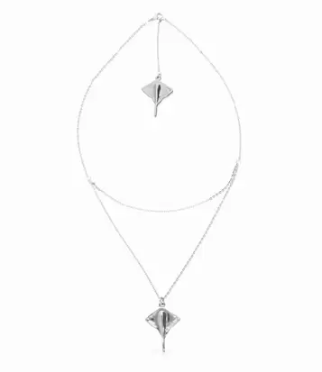 Multi strand chain necklace with manta ray