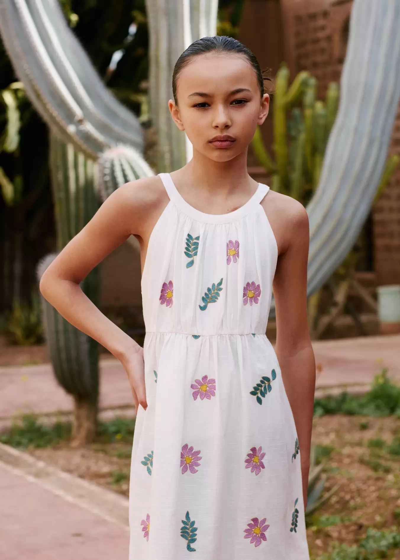 Vestido bordado floral