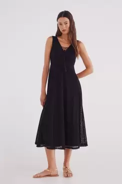 Vestido midi crochet escote lazo borlas