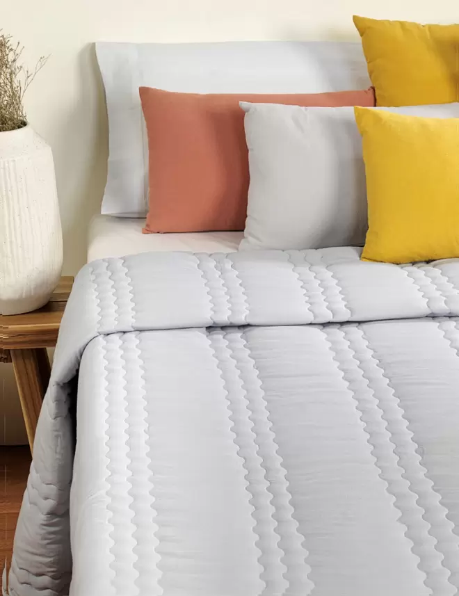 COLCHA BOUTI LINEAS GRIS PERLA