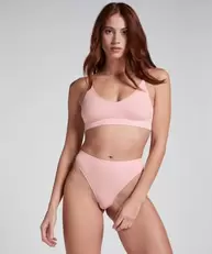 Tanga de tiro alto Dianne
