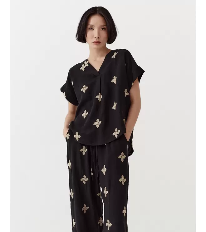BLUSA TÚNICA MANGA CORTA BORDADA