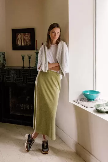 FALDA LARGA RIZO
