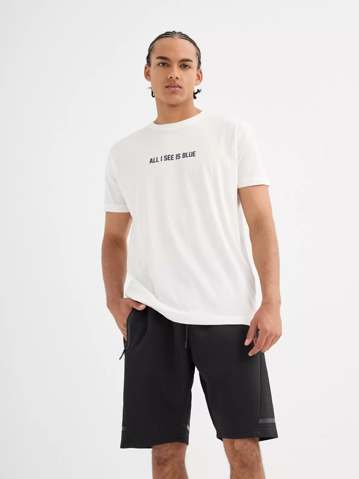 Bermuda jogger deportiva negra