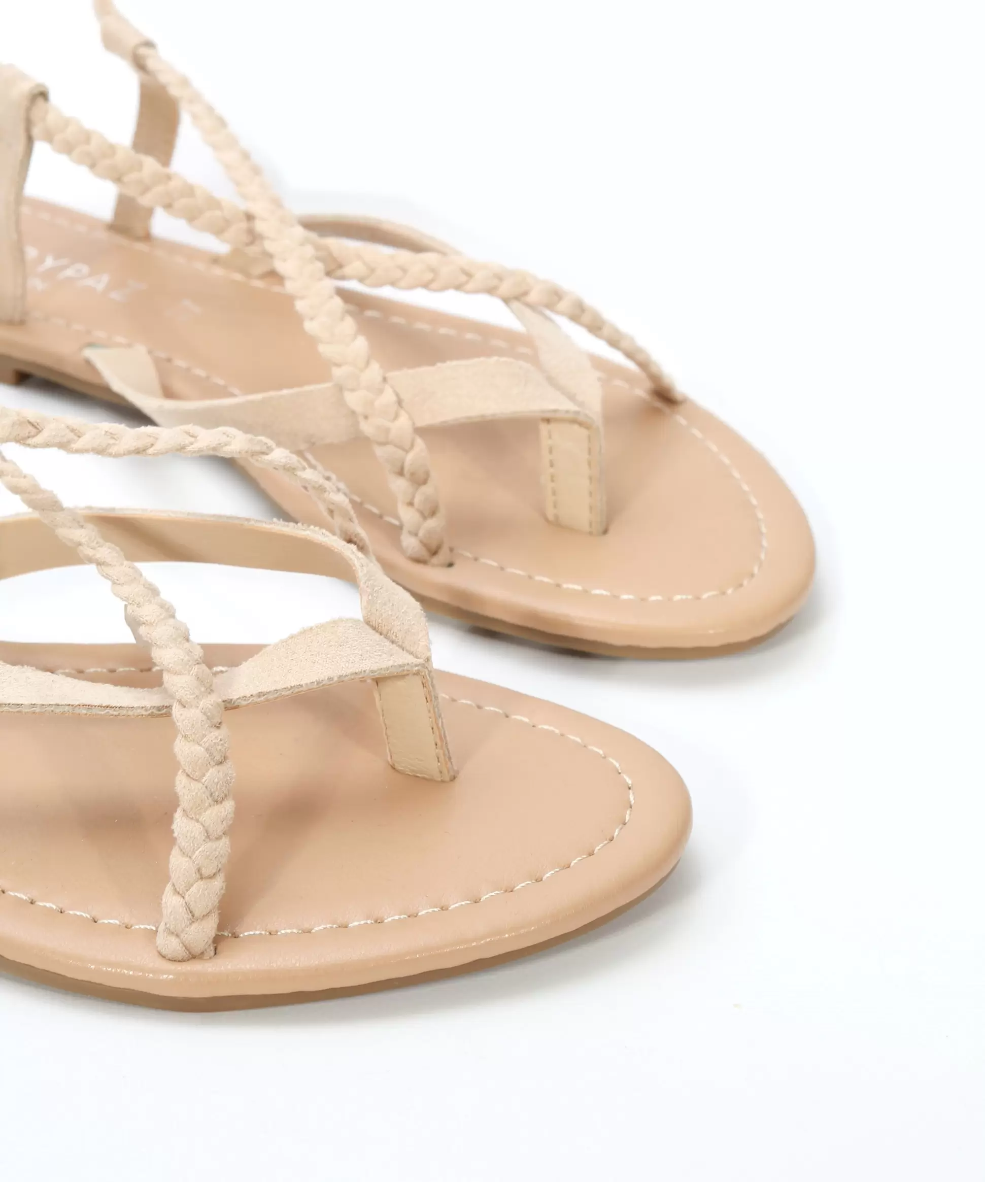 Sandalias planas trenzadas