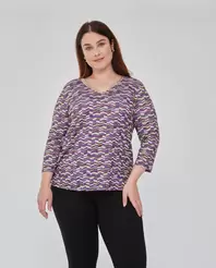 CAMISETA ESTAMPADA ESCOTE PICO MANGA 3/4NEGRO