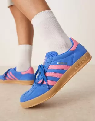 Zapatillas de deporte azules y rosas Gazelle Indoor de adidas Originals